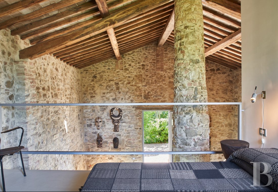 A former farmhouse inspired by design and transformed into guest cottages  in Tuscany, to the north of Siena - photo  n°17