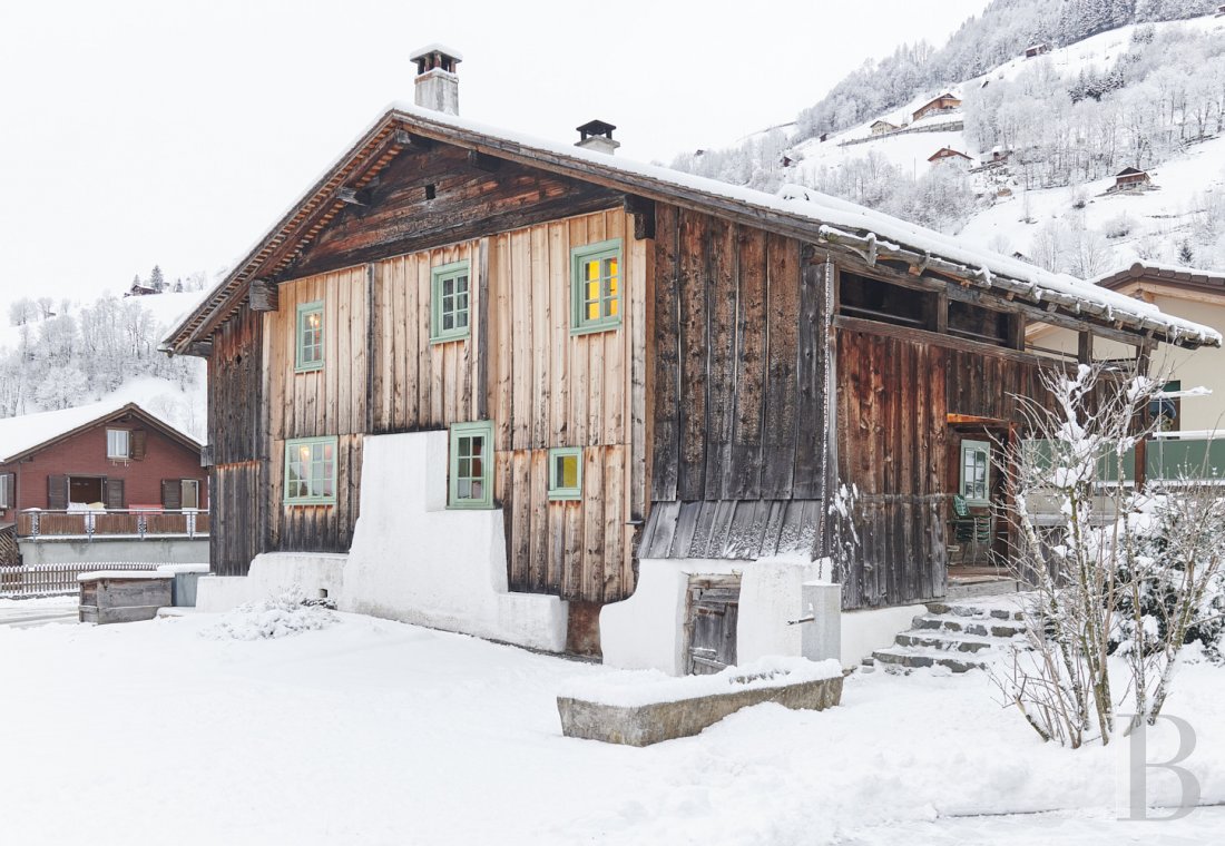 A 15th century farmhouse converted into a gîte nestled in the Schächen valley in the Swiss Canton of Uri - photo  n°16