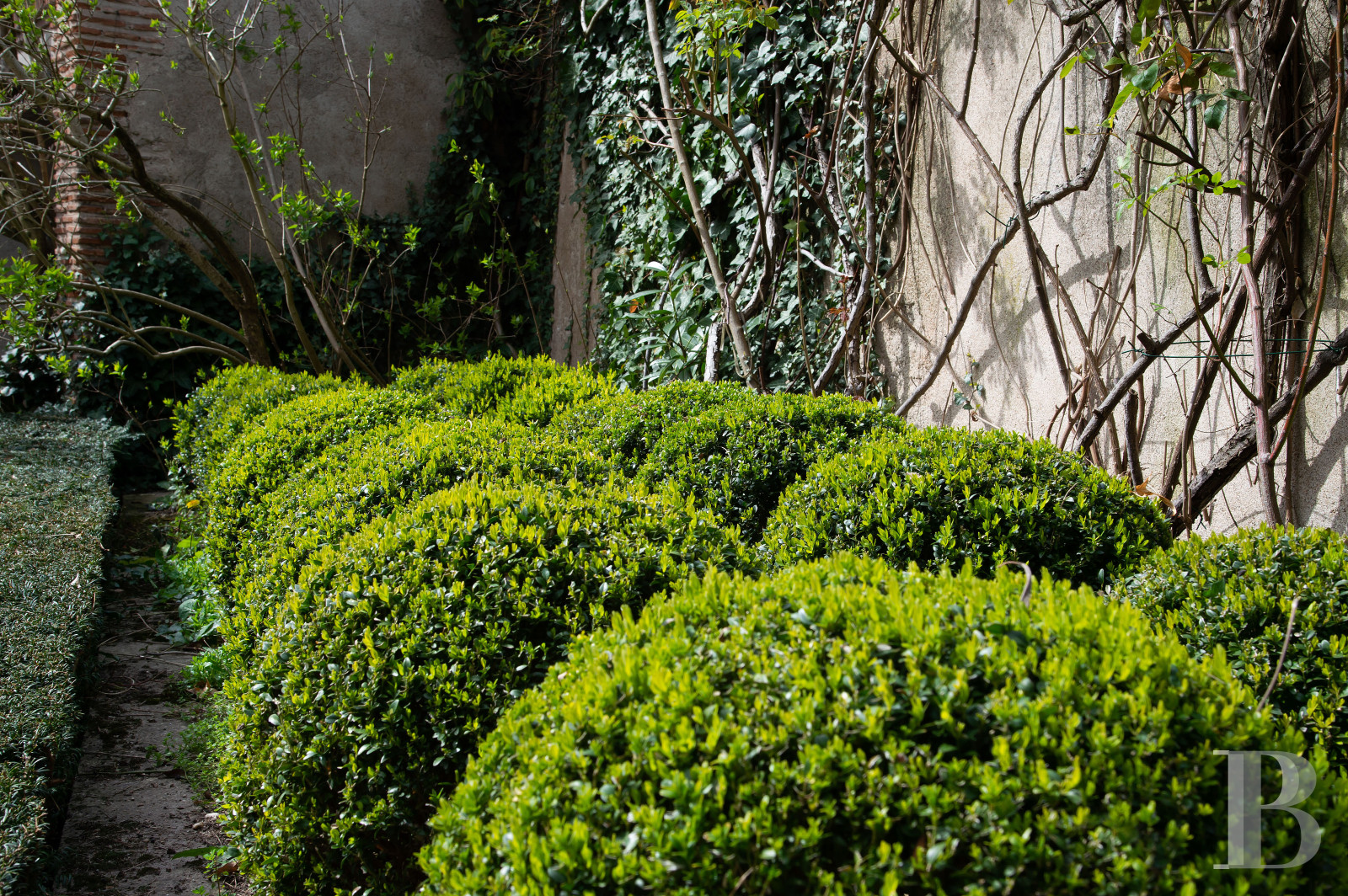 Mansion houses for sale in France between Orléans and Blois