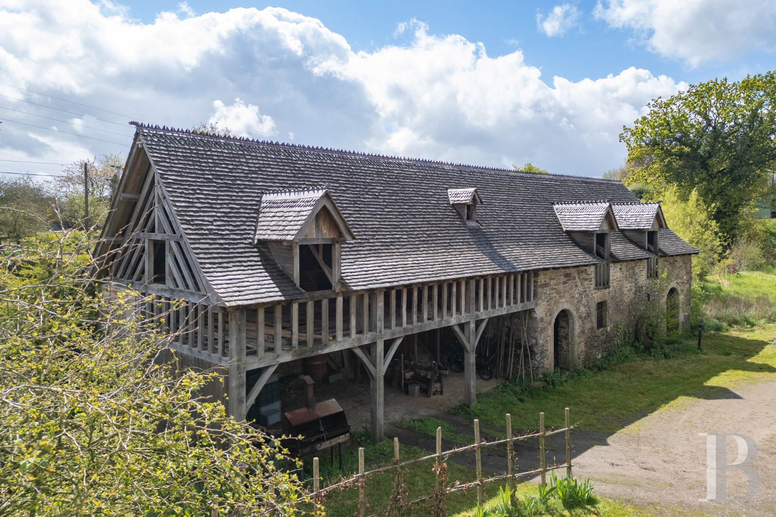 Manors for sale in France between Lamballe and Dinan in northern Brittany