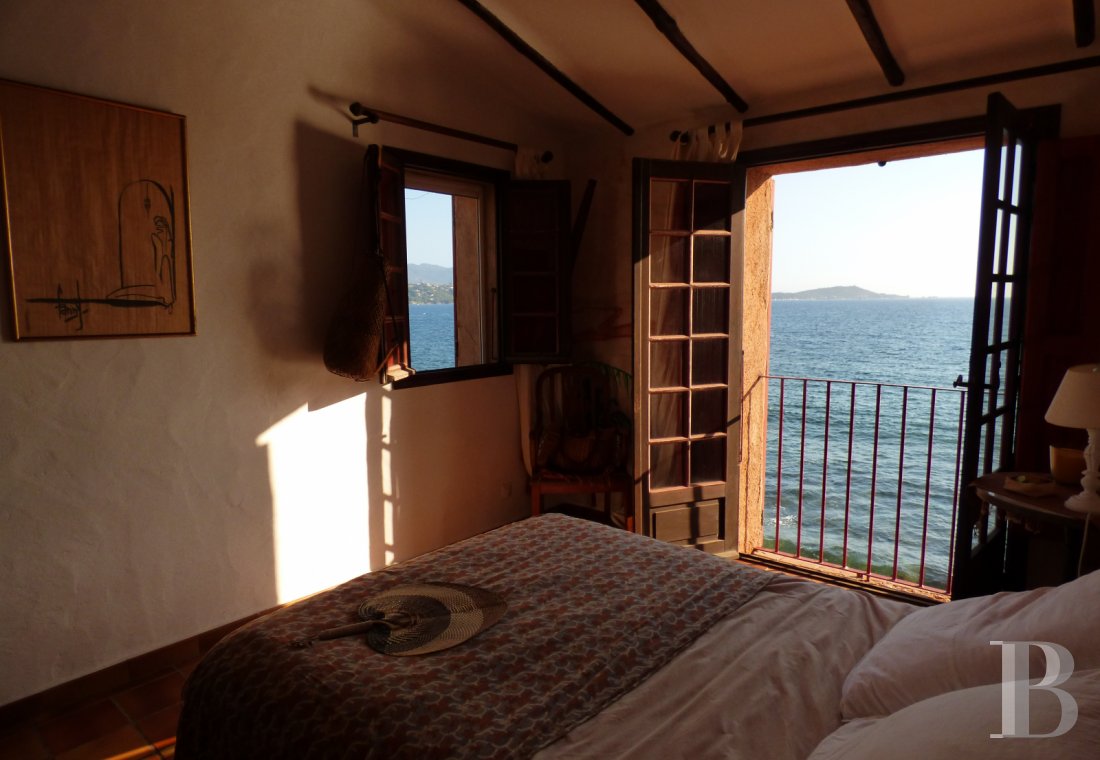 A simple cabin transformed into a real gem on the Gulf of Ajaccio in Corsica  - photo  n°22