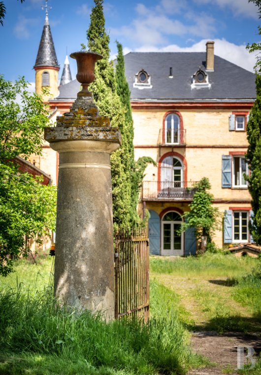 chateaux for sale France midi pyrenees   - 4