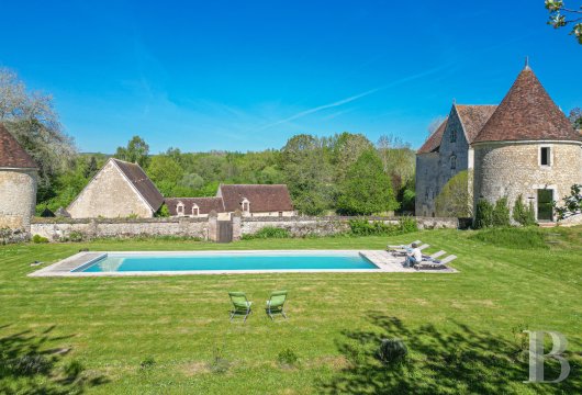 A medieval manor in the middle of the Perche countryside  - photo  n°2