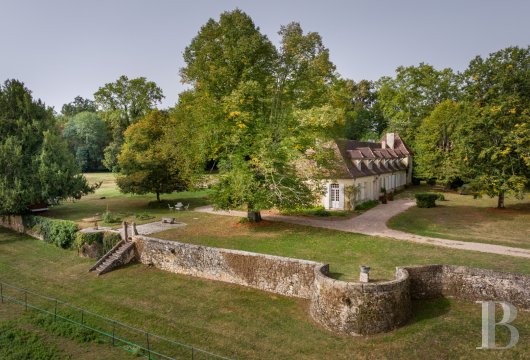 An 18th-century Carthusian monastery and orangery to the east of Bergerac in the Dordogne  - photo  n°2