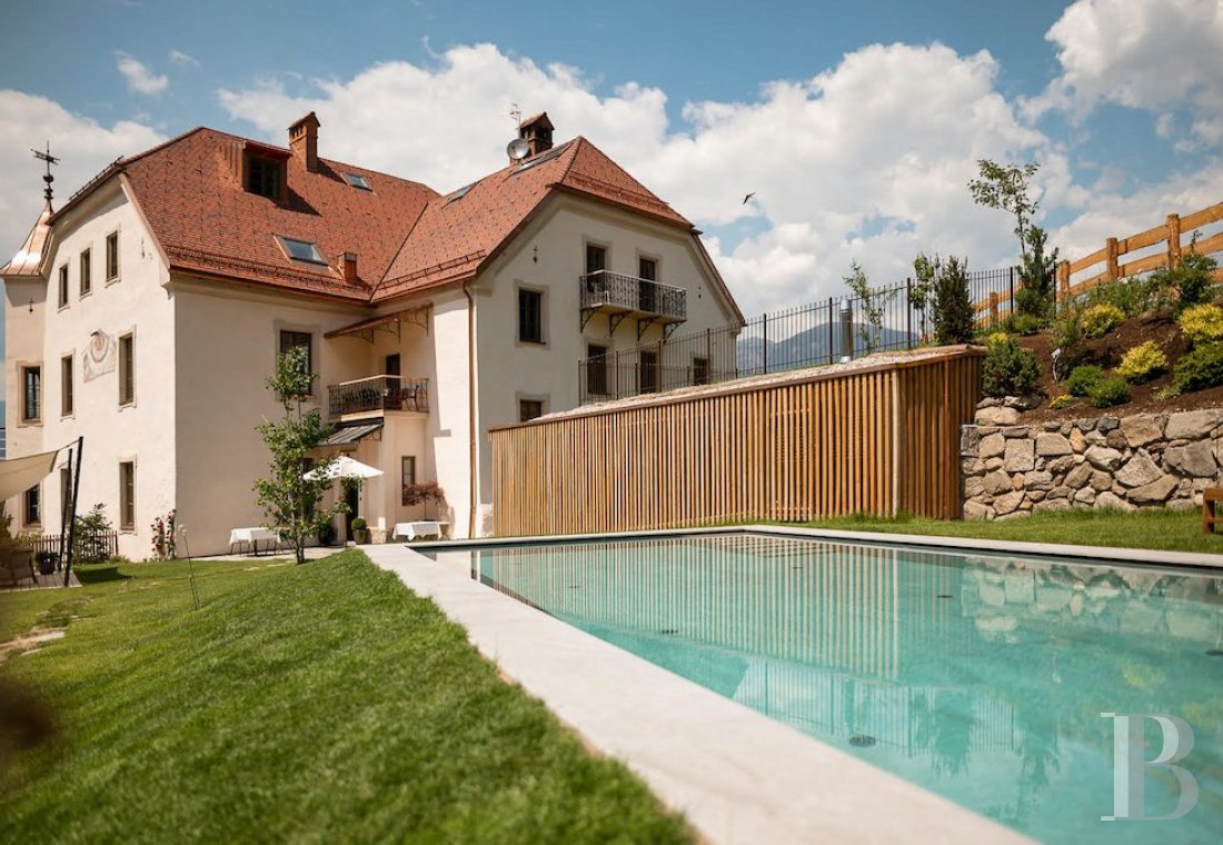A centuries-old house transformed into a refined hotel in the Trentino-Alto Adige region in northern Italy  - photo  n°39