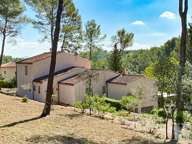 Character houses for sale in France near the quaint village of Flayosc ...