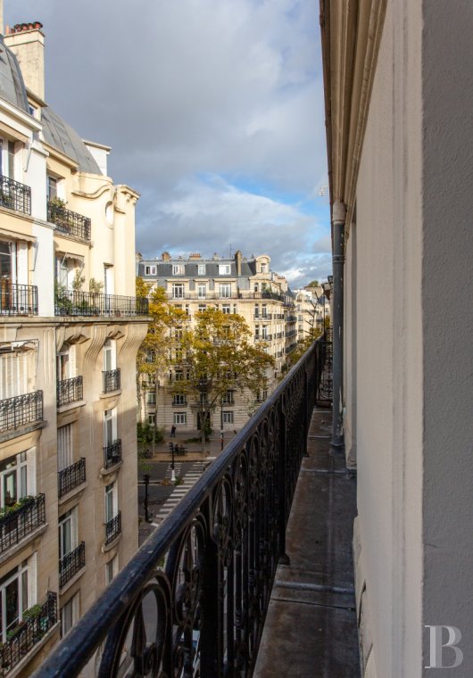 apartments for sale in France 7th and 15th arrondissements meet