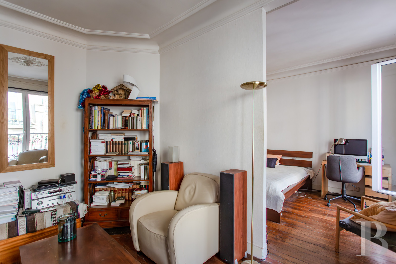 apartments for sale in France 7th and 15th arrondissements meet