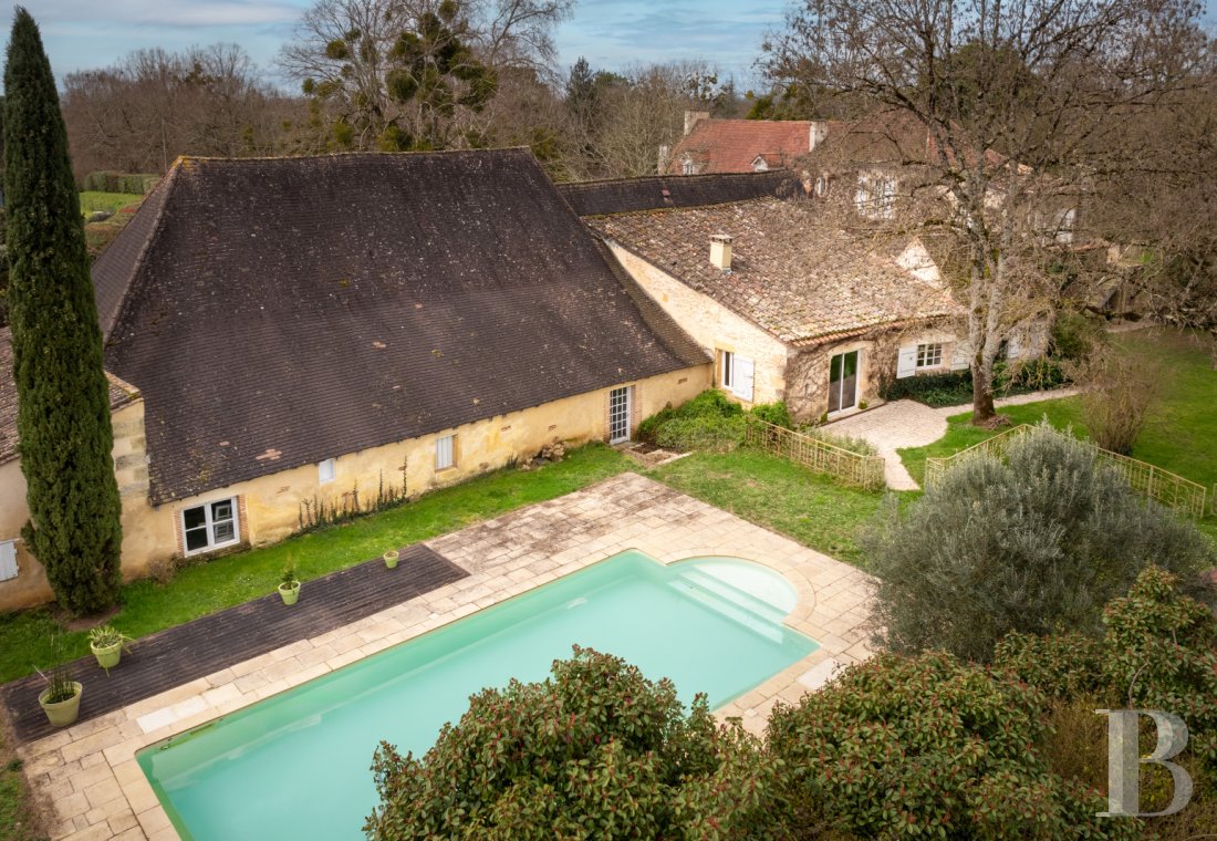 Character houses for sale Dordogne valley in France