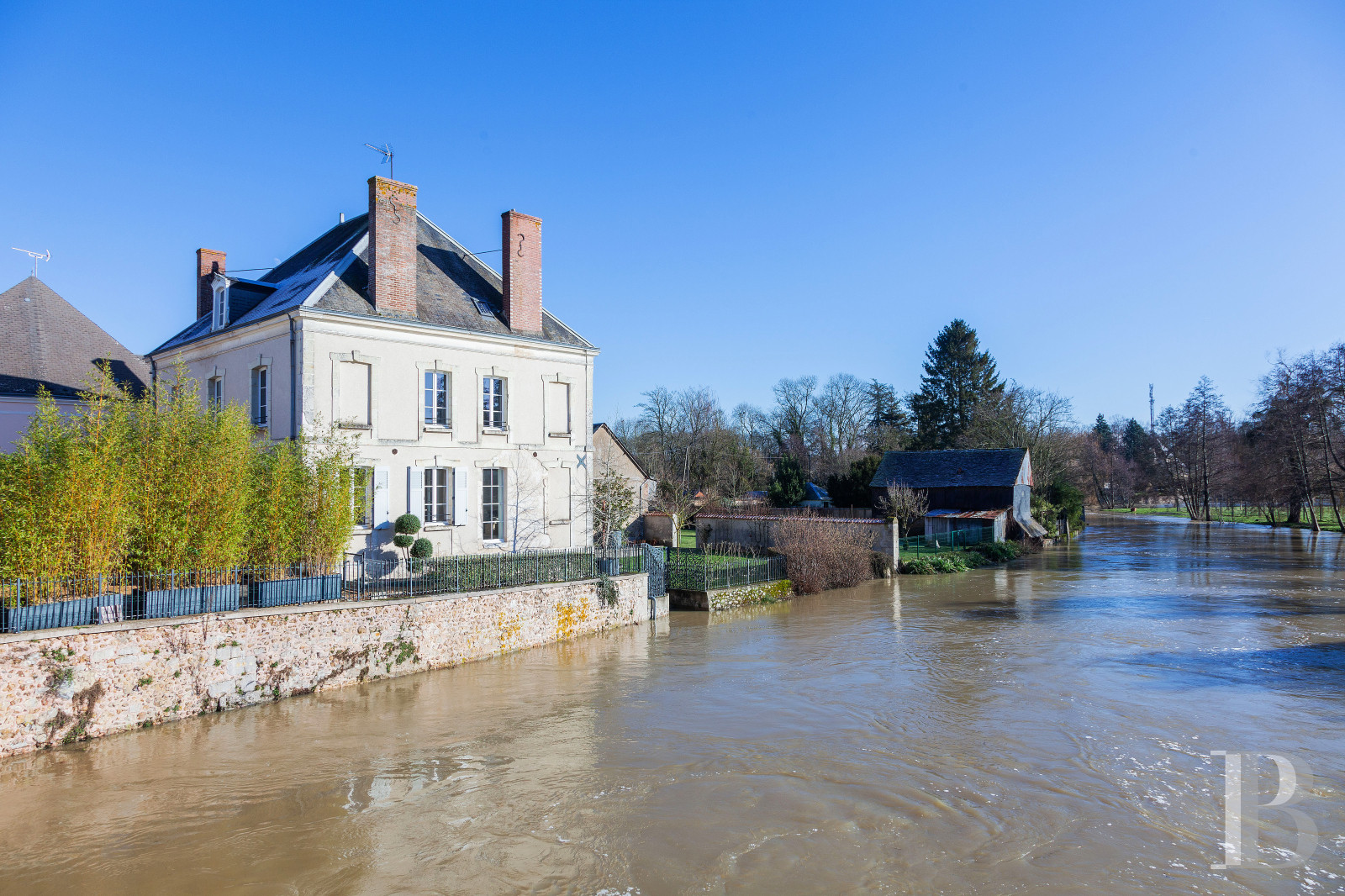Village houses for sale in France near Chartres