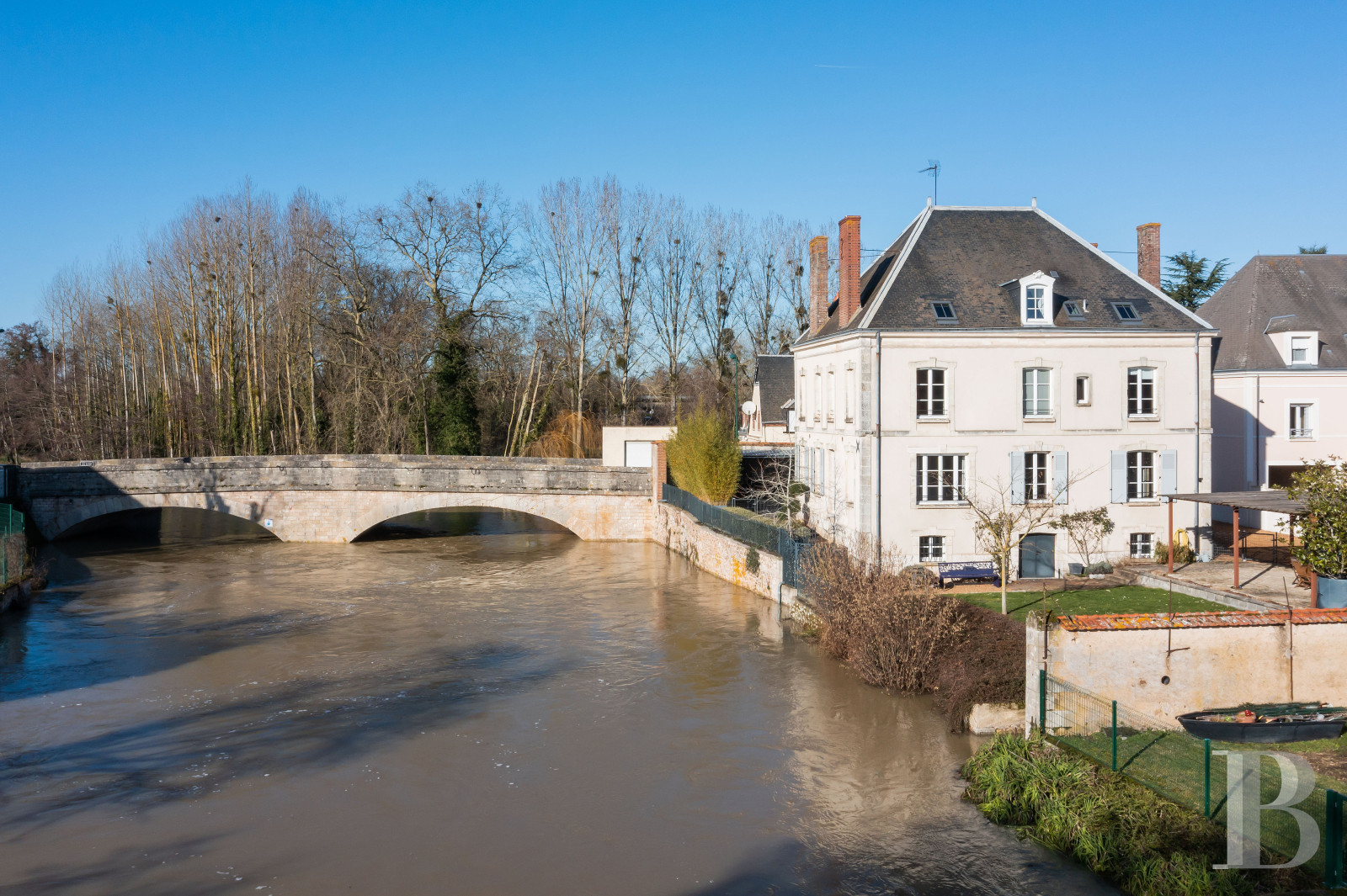 Village houses for sale in France near Chartres
