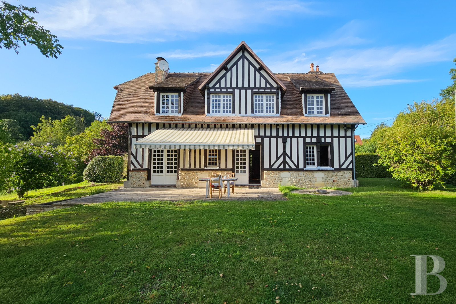 Village houses for sale Auge region in France