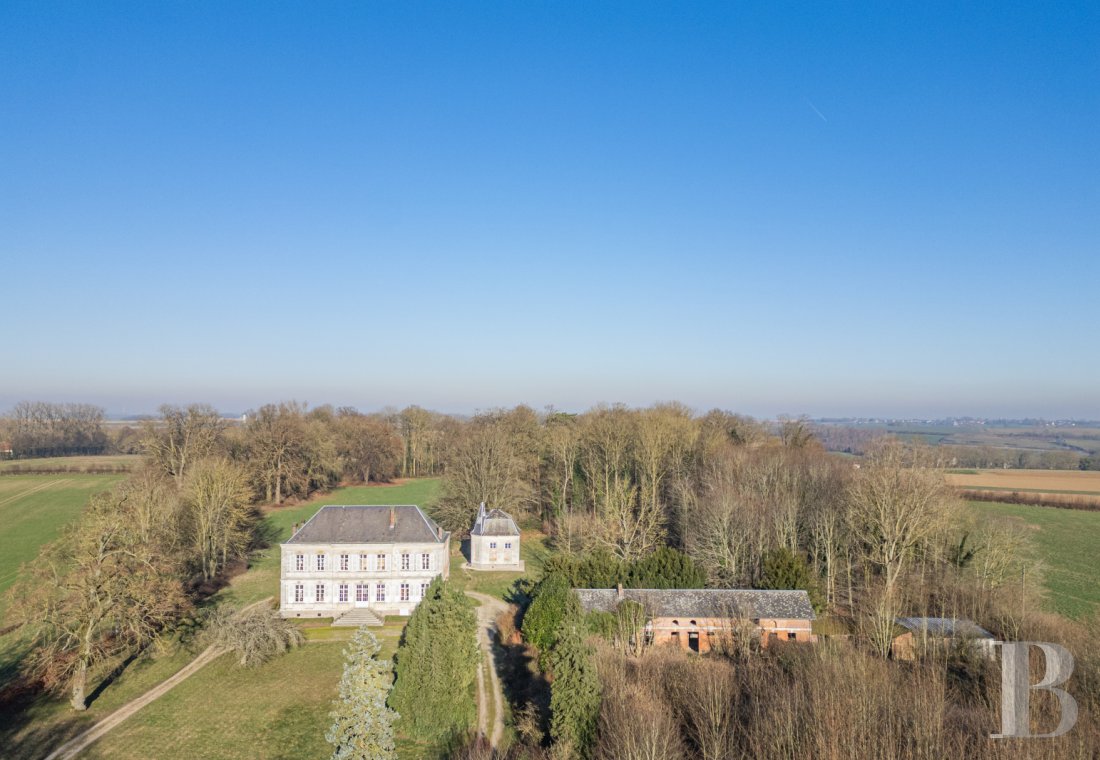 Castles / chateaux for sale - picardy - A neoclassical chateau with an 18th-century chapel in 23 hectares of grounds near the city of Amiens