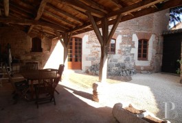 character properties France aquitaine   - 11