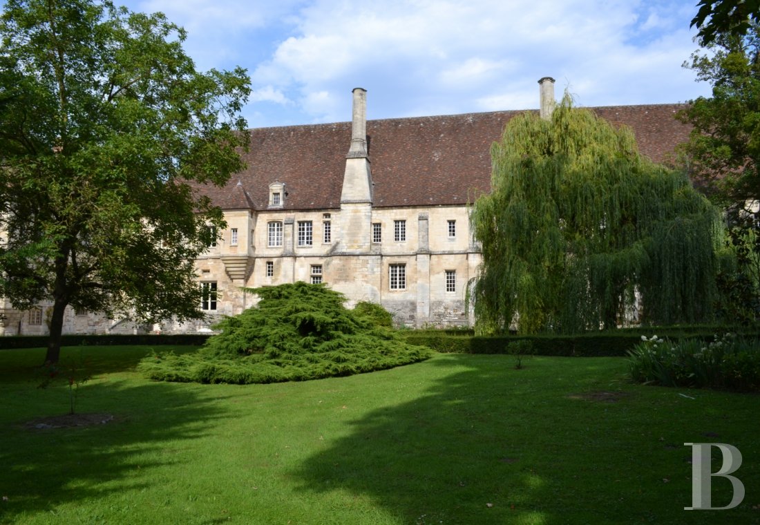 A royal Abbey classified as a historic monument in the Oise Regional Nature Park on the outskirts of Pontpoint and Pont-Ste-Maxence - photo  n°9
