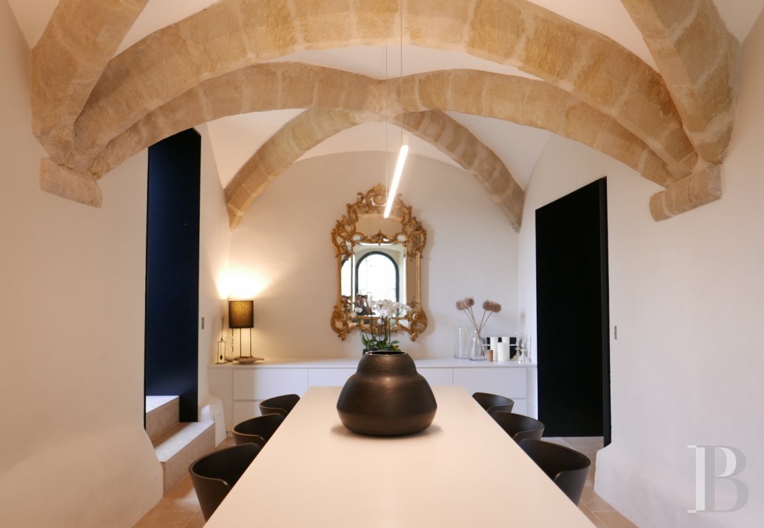 A thousand-year-old tower with a contemporary feel in the heart of Gard, not far from Uzès - photo  n°15