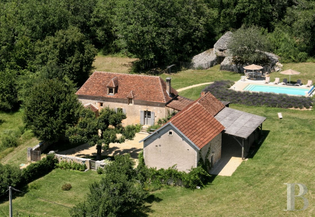 An former farm paying tribute to the traditions of Périgord Noir in Dordogne - photo  n°1