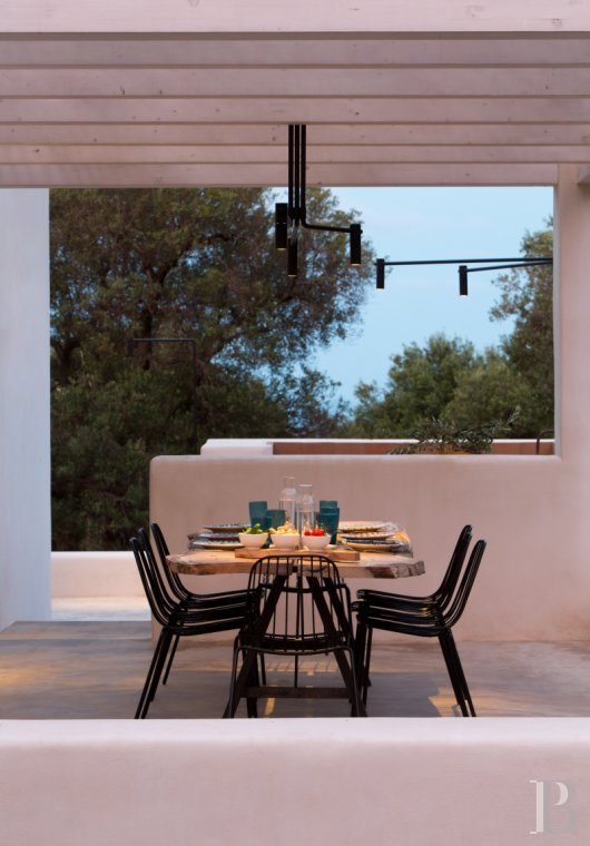 The Casa di Monti, between two seas and a field of ancient olive trees, perfect for holidays in Puglia in Southern Italy  - photo  n°42