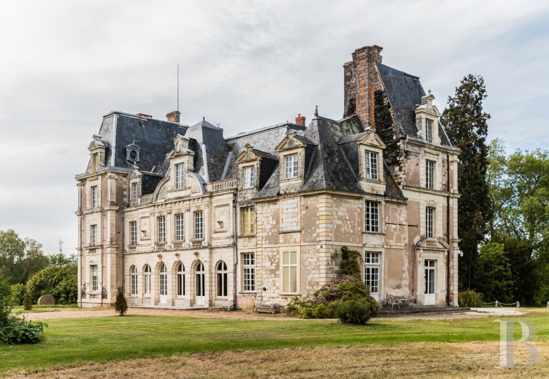 A chateau and its park who have made their mark on the centuries in the middle of the Angevin countryside - photo  n°42