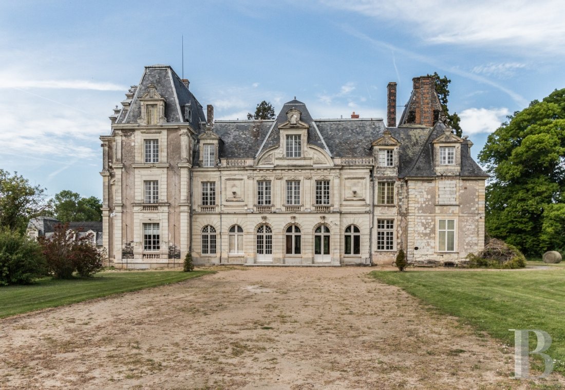 A chateau and its park who have made their mark on the centuries in the middle of the Angevin countryside - photo  n°41