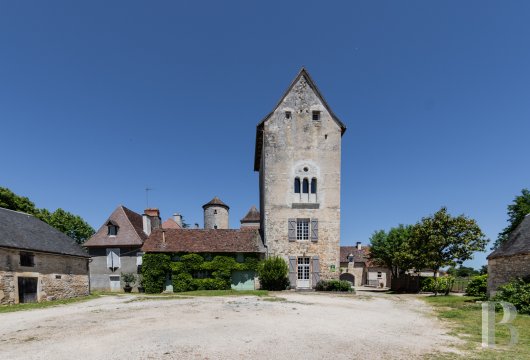 A fortified house and its many gites in the heart of Haut-Quercy and the Dordogne valley - photo  n°3