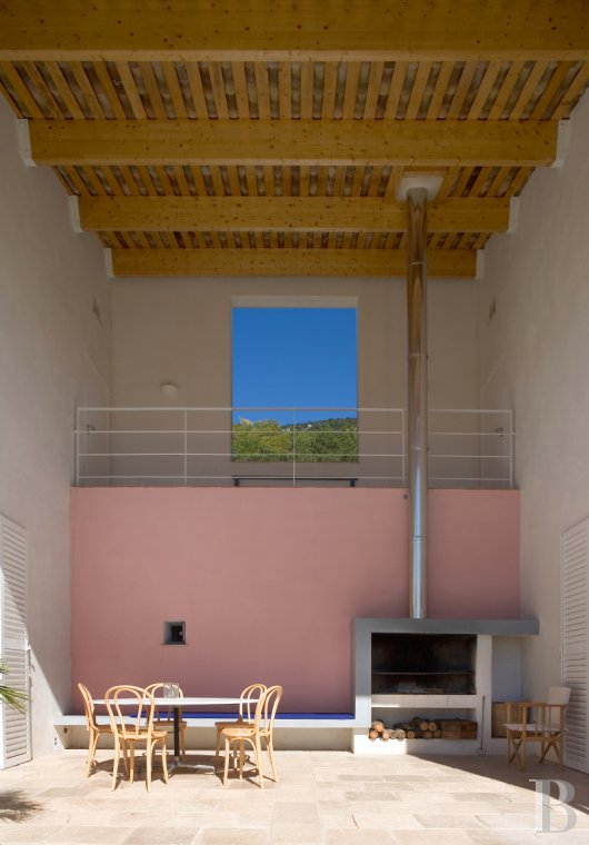 A contemporary villa surrounded by nature in Bargemon, the Var - photo  n°19