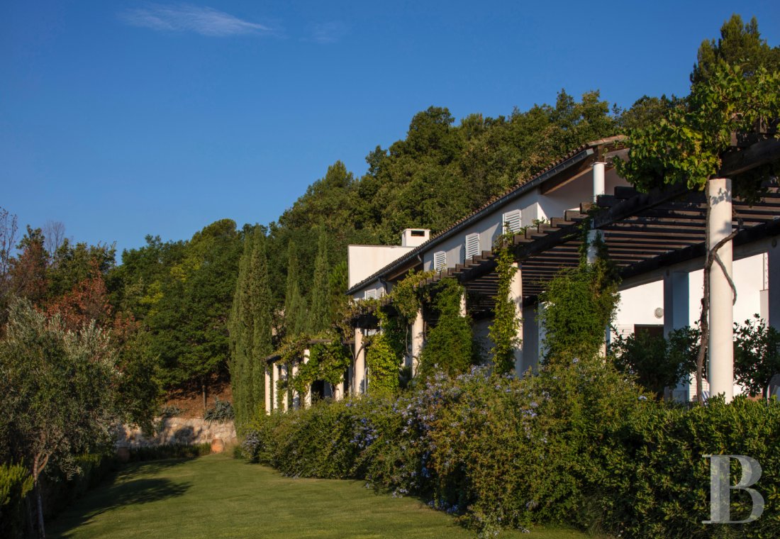 A contemporary villa surrounded by nature in Bargemon, the Var - photo  n°5