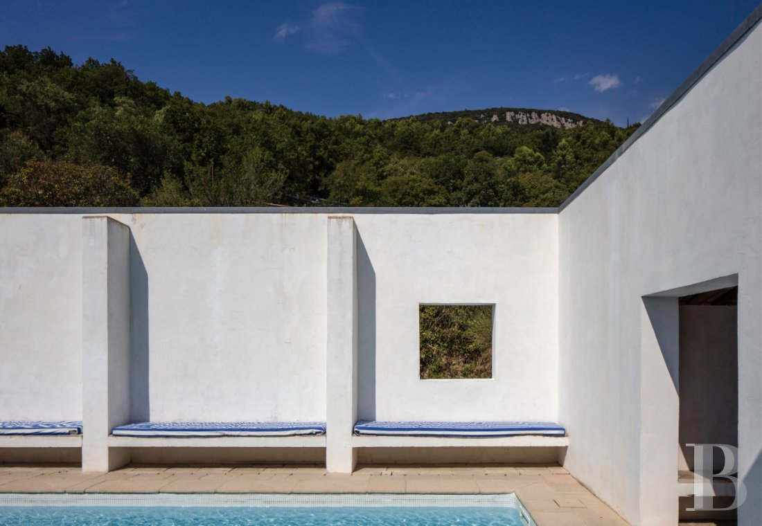 A contemporary villa surrounded by nature in Bargemon, the Var - photo  n°8