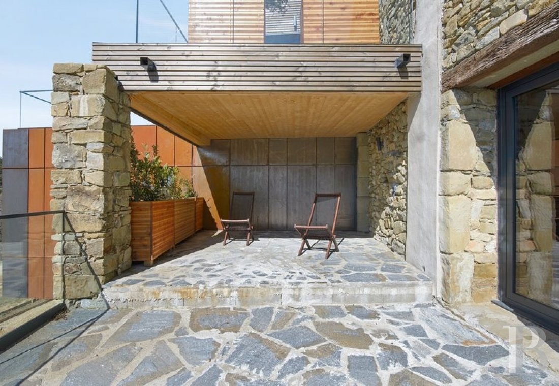 An 18th century hamlet with a contemporary spirit, surrounded by mountains in Drôme Provençale - photo  n°6