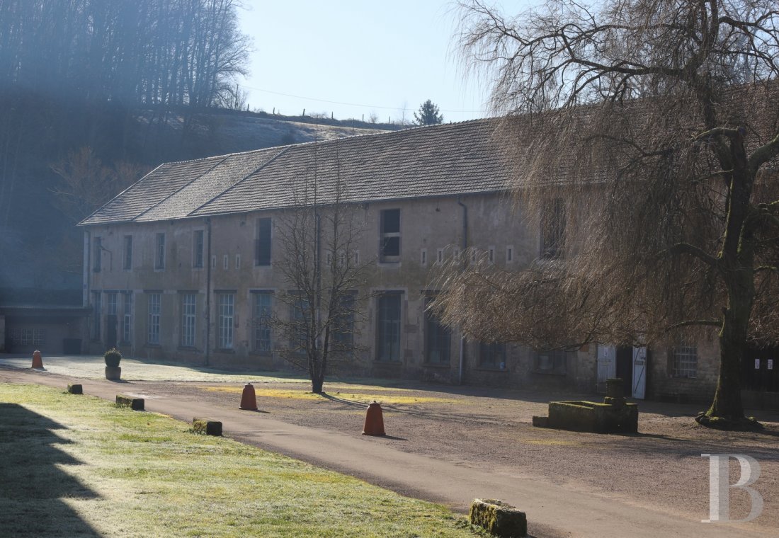 A 18th century royal factory now surrounded by nature between river and forest, to the south of Lorraine - photo  n°15
