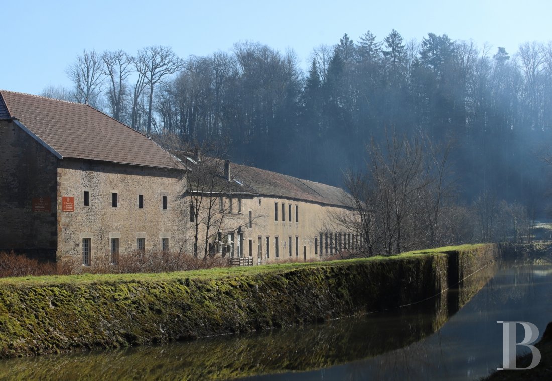 A 18th century royal factory now surrounded by nature between river and forest, to the south of Lorraine - photo  n°14