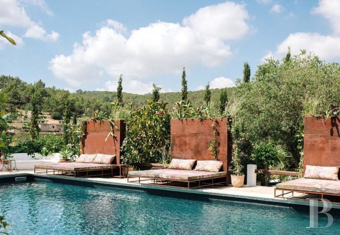 An 18th century «finca» converted into a chic and intimate guesthouse on the island of Ibiza - photo  n°5