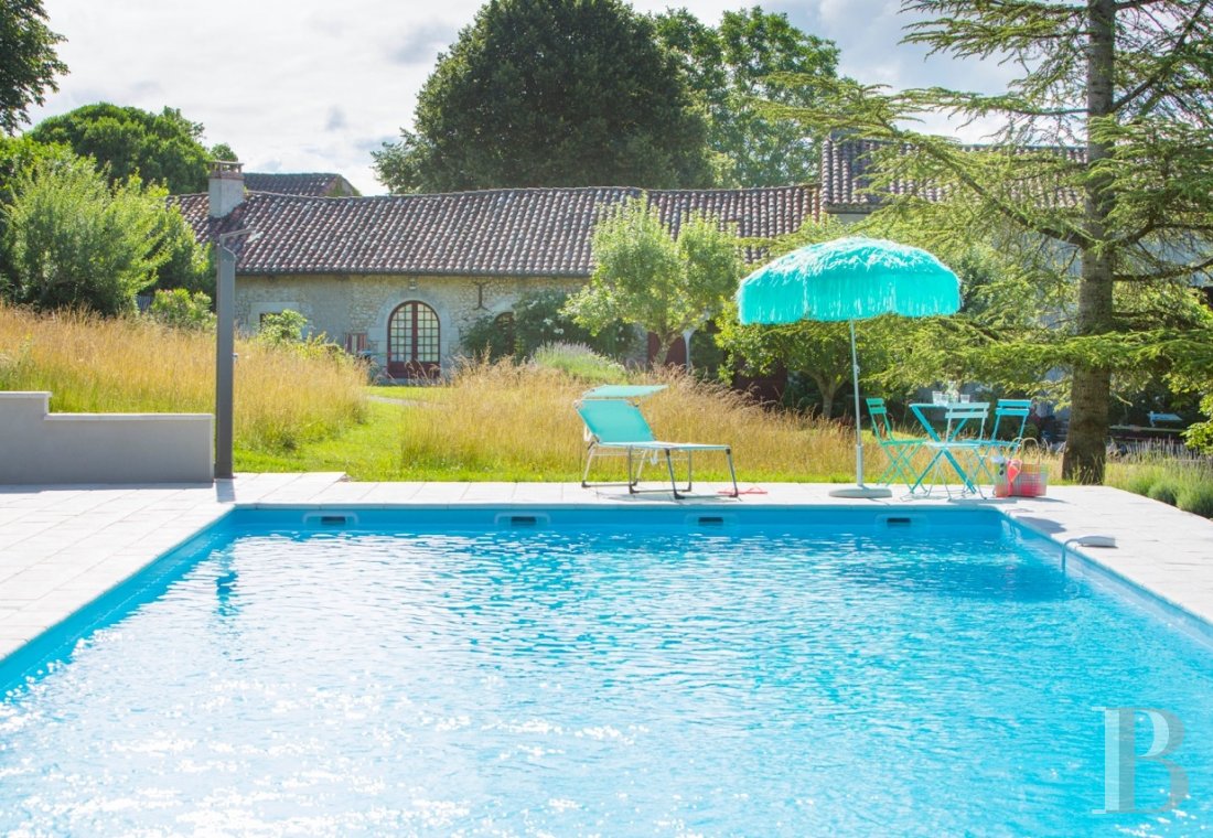 Patrice Besse seasonal rental Aquitaine A manor house nestled in