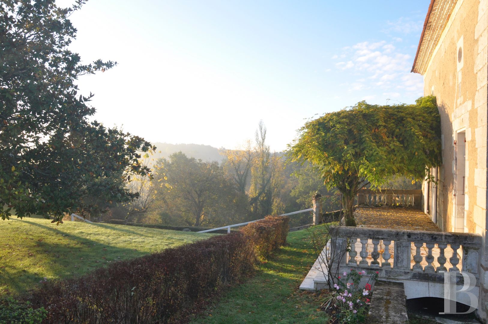 Patrice Besse seasonal rental Aquitaine A manor house nestled in