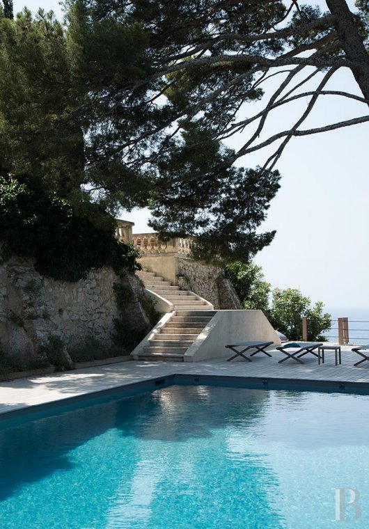 A estate with sixty hectares of land and only the Mediterranean on the horizon in Cassis - photo  n°8