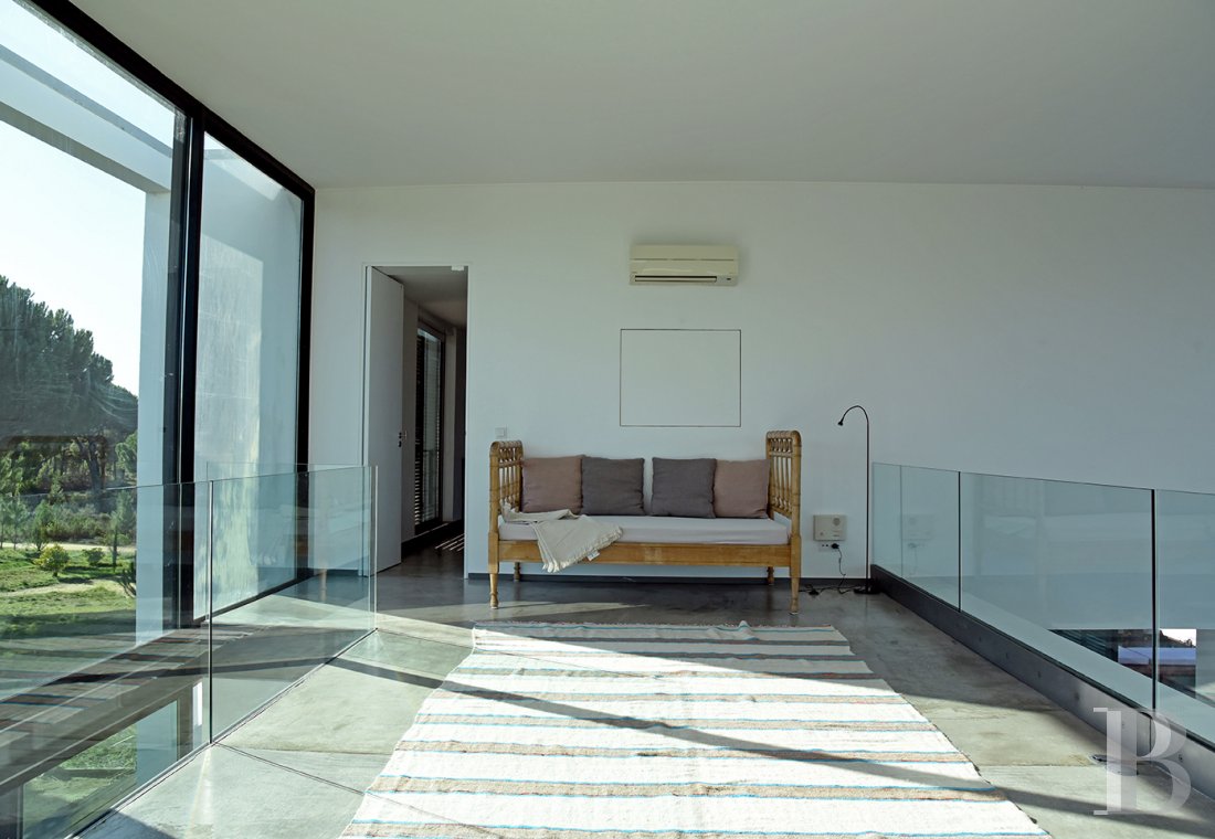 An architect's house surrounded by nature in Comporta, Alentejo - photo  n°15