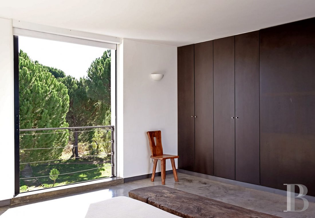 An architect's house surrounded by nature in Comporta, Alentejo - photo  n°16