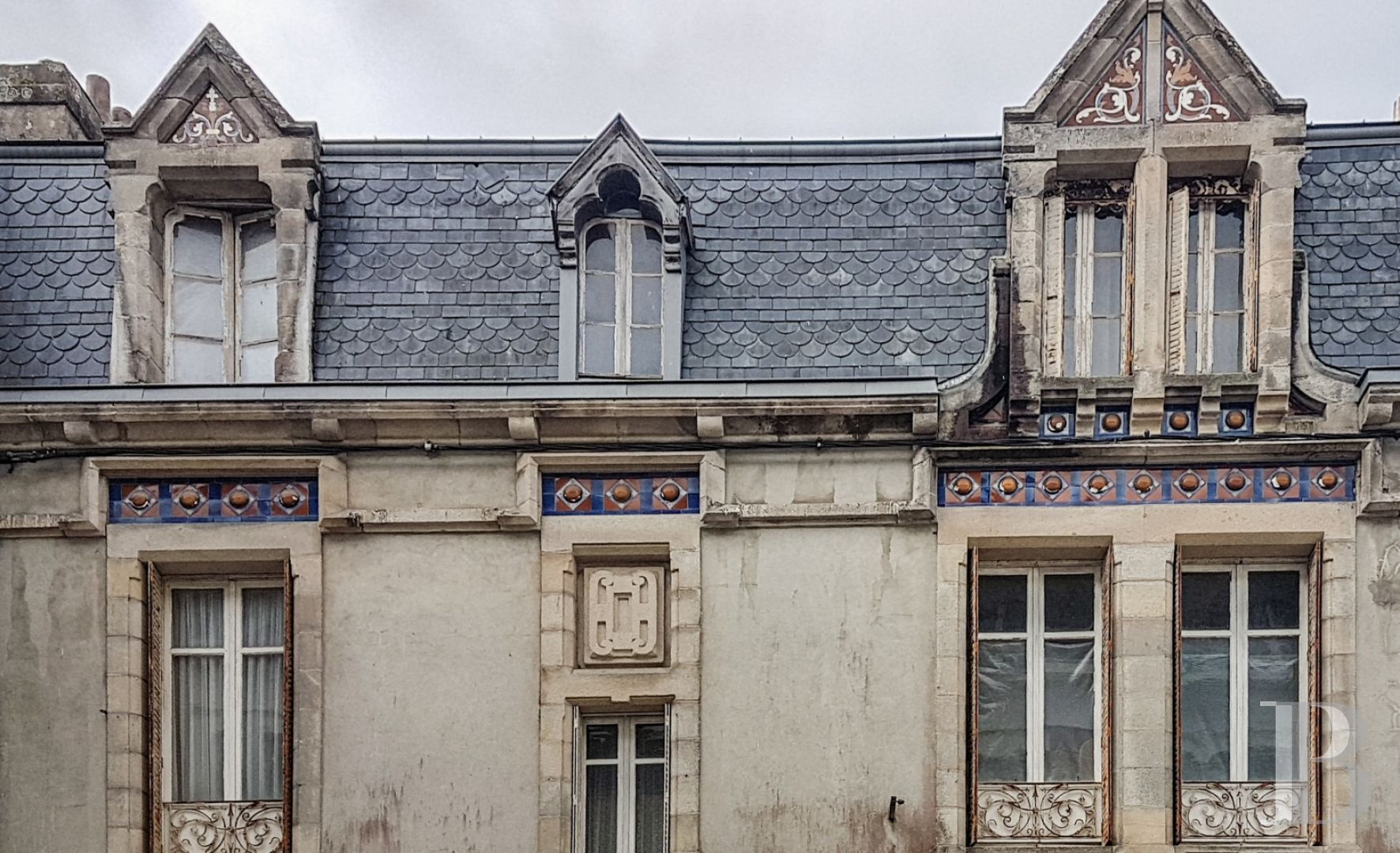 Mansion houses for sale Brittany Quimper in France