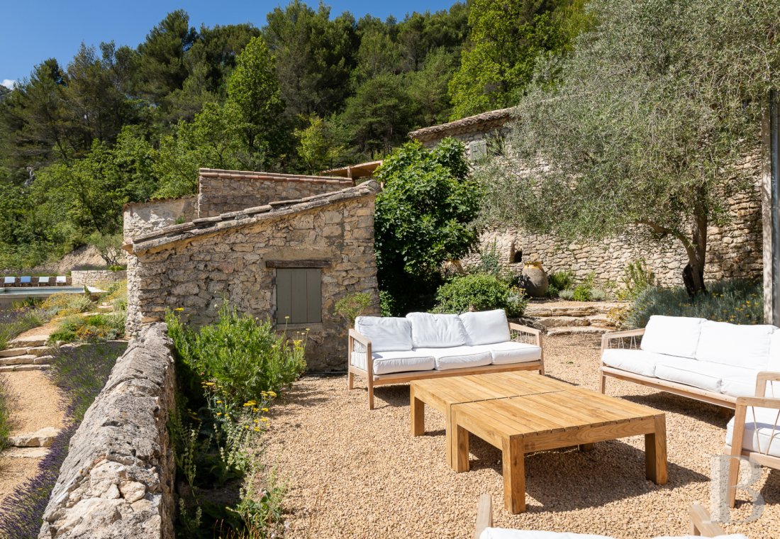A renovated hamlet with an abundance of nature and a view of Mont Ventoux, to the south of Vaison-la-Romaine - photo  n°28