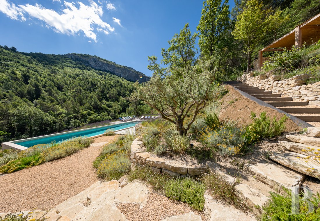 A renovated hamlet with an abundance of nature and a view of Mont Ventoux, to the south of Vaison-la-Romaine - photo  n°35