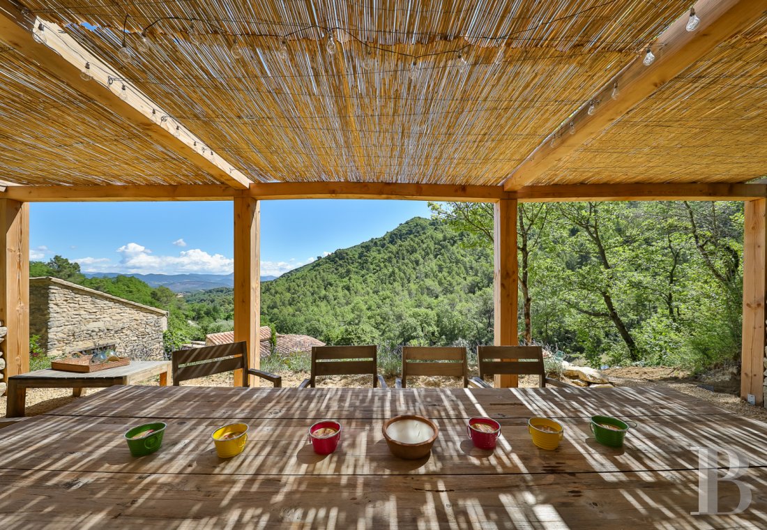 A renovated hamlet with an abundance of nature and a view of Mont Ventoux, to the south of Vaison-la-Romaine - photo  n°33