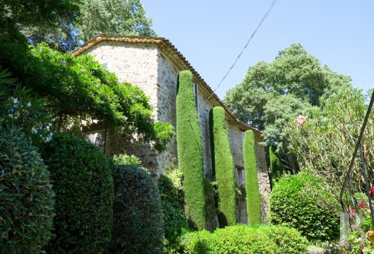 character properties France provence cote dazur character houses - 11