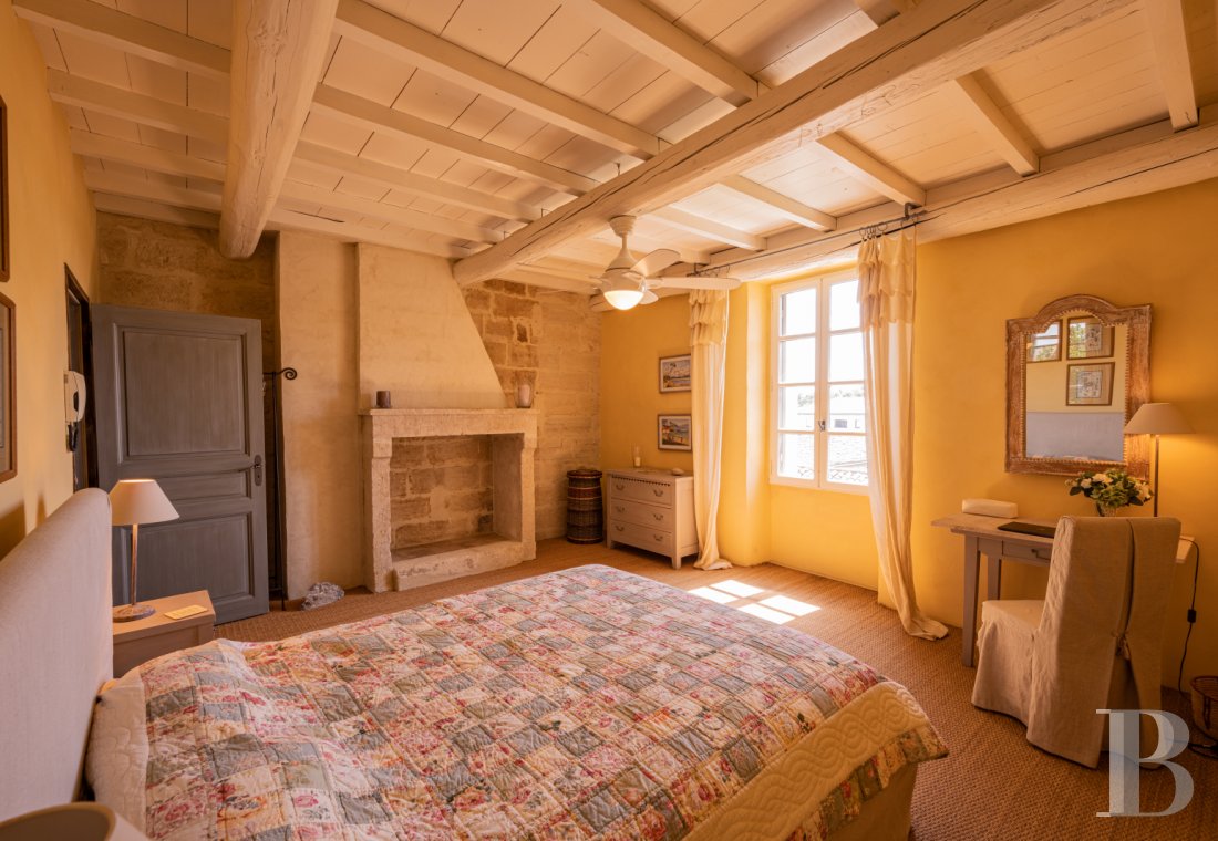 A 17th century house filled with memories of travel in Uzès, in the Gard region - photo  n°11