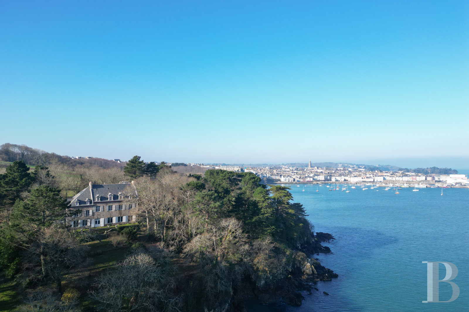 Residences for sale in France in France’s Finistère department