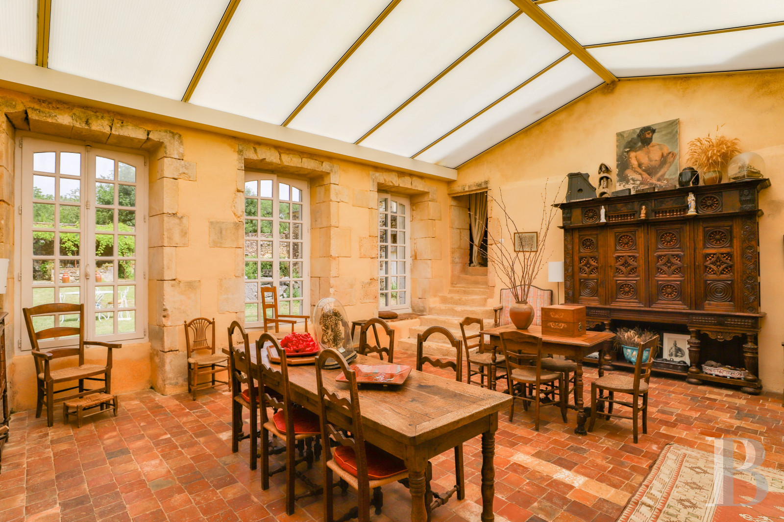 Castles / chateaux for sale in France in Burgundy, in the Puisaye region