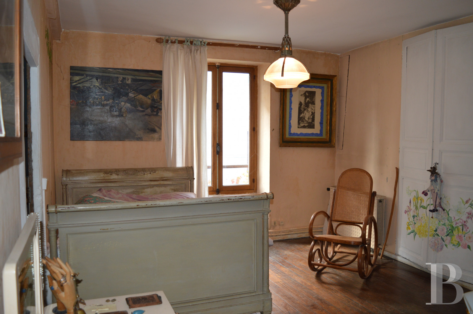 Village houses for sale in France Southwest of Paris, in the