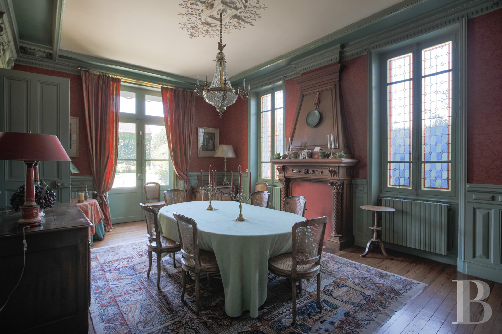 Mansion houses for sale in France in the town centre of Burgundy’s Autun