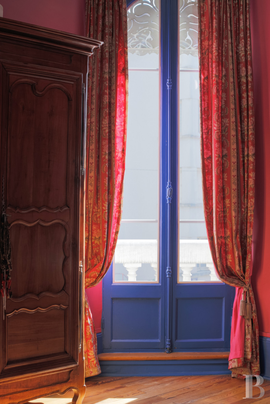 Mansion houses for sale in France in the town centre of Burgundy’s Autun