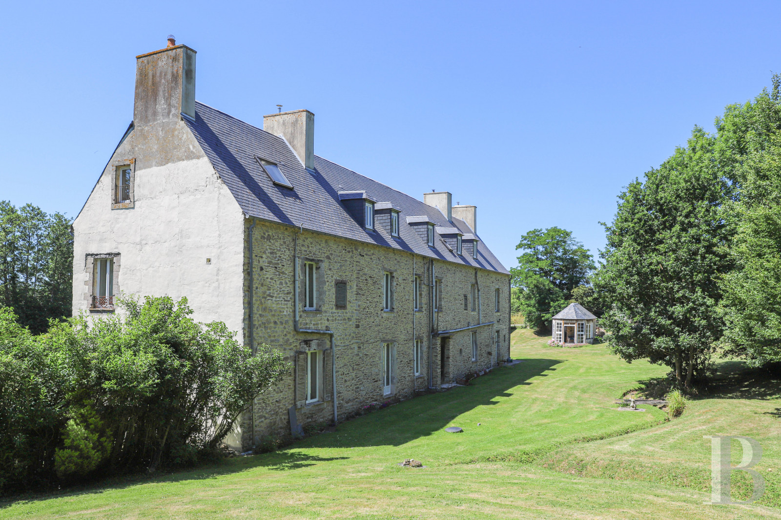 Manors for sale in France between the Manche and Calvados departments