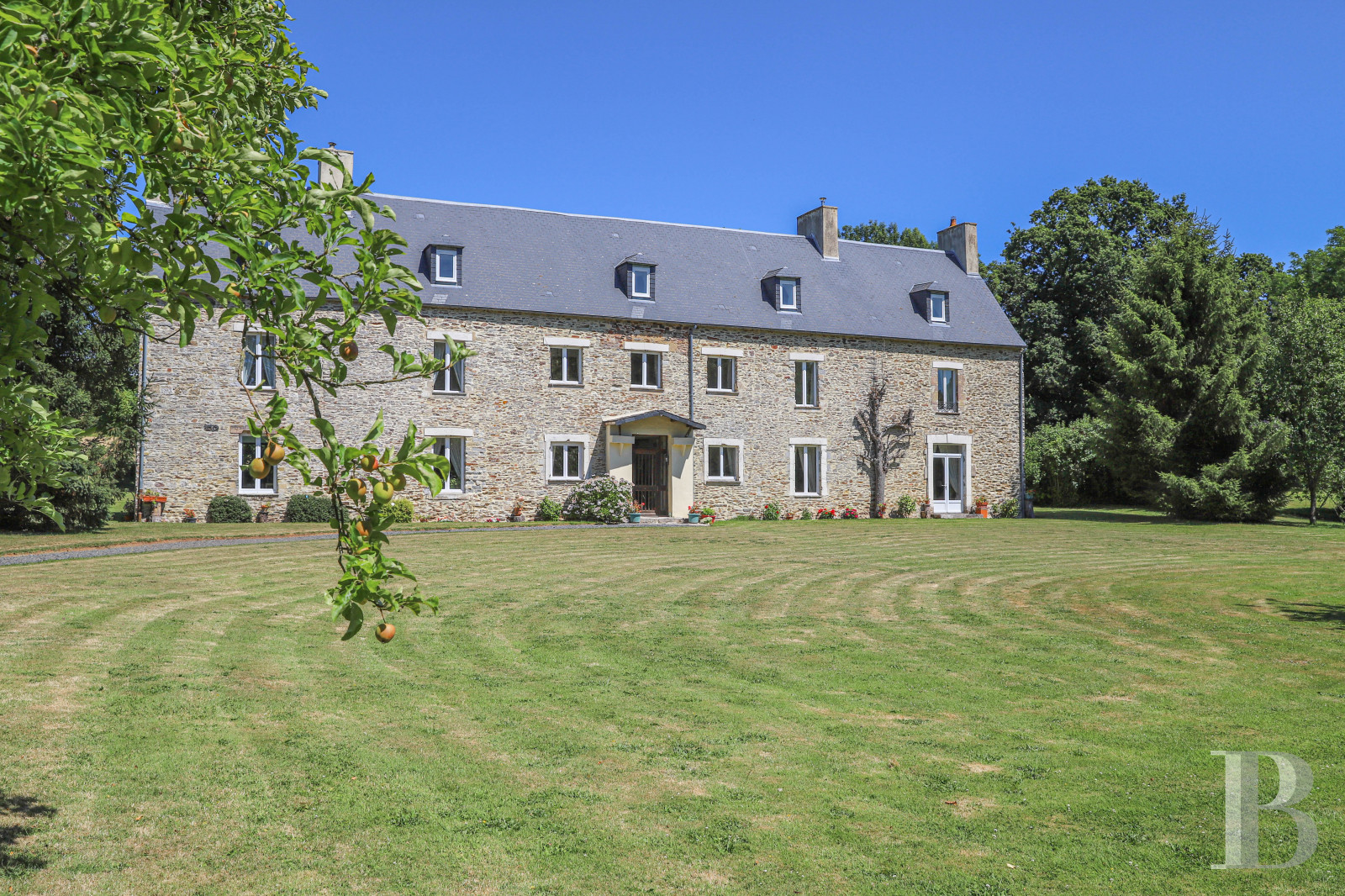 Manors for sale in France between the Manche and Calvados departments